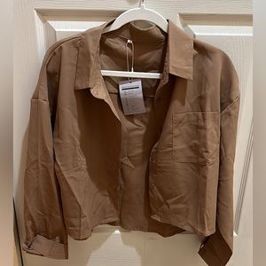 BRAND NEW Cropped Button Down